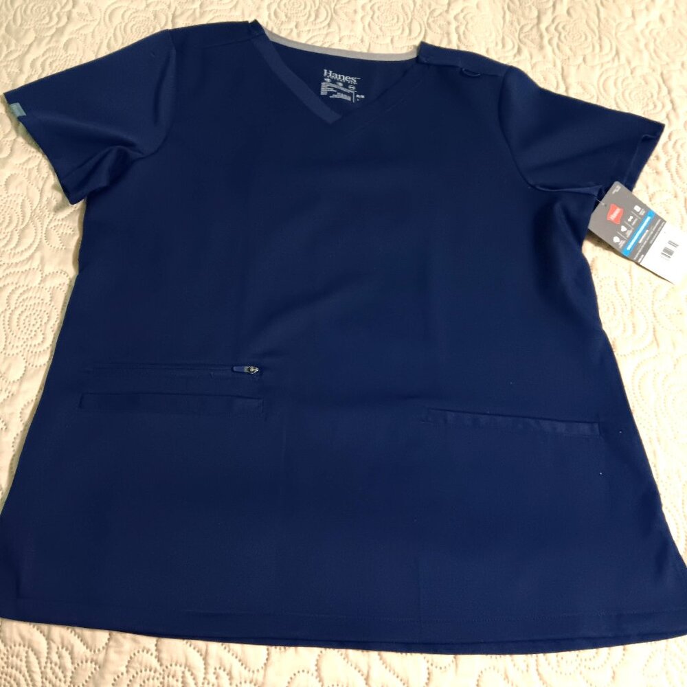 Hanes brand 2-piece (top and bottom) NWT Scrub set, dark blue, size Medium
